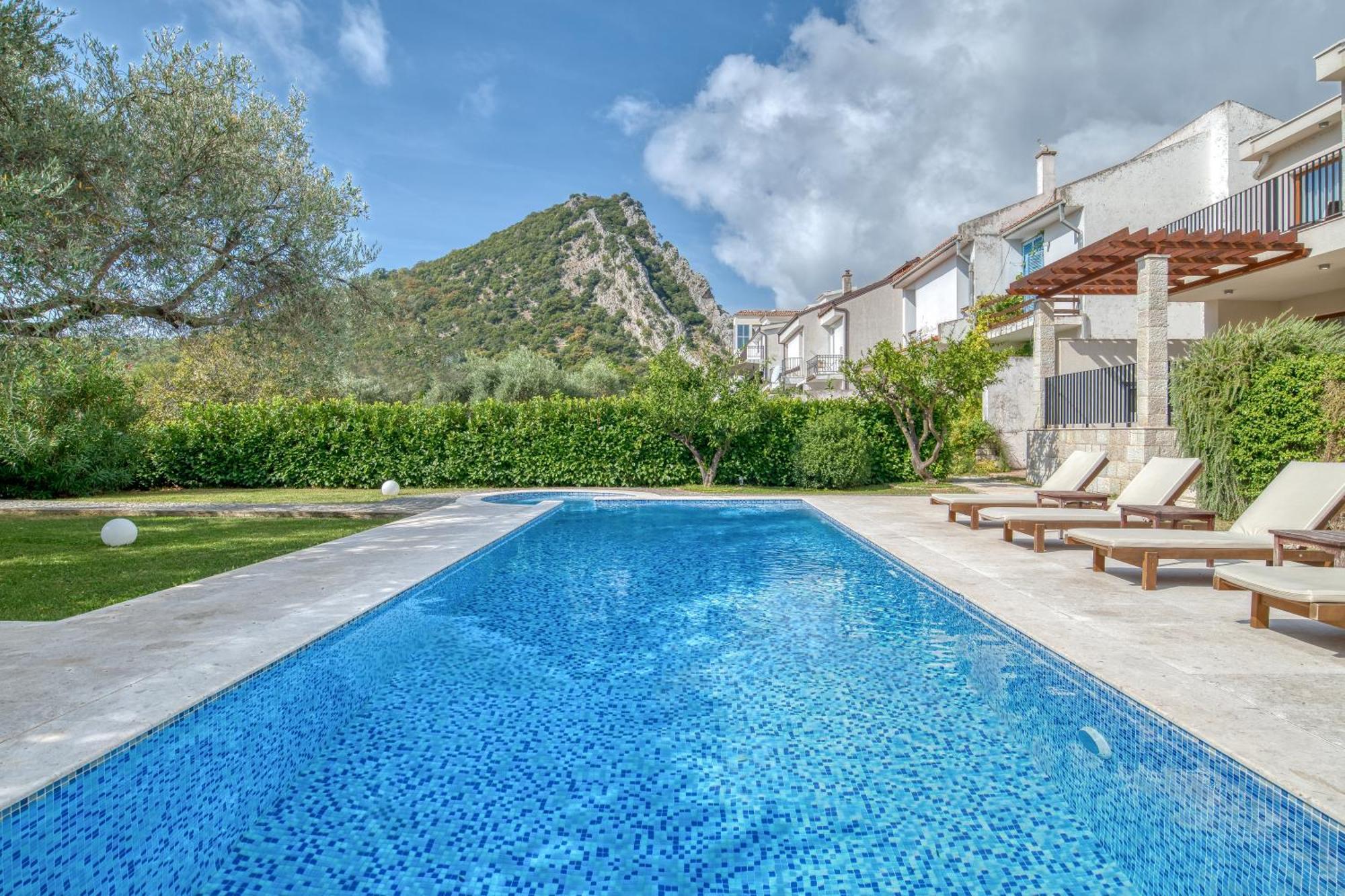 Villa Zen Port Petrovac Exteriör bild