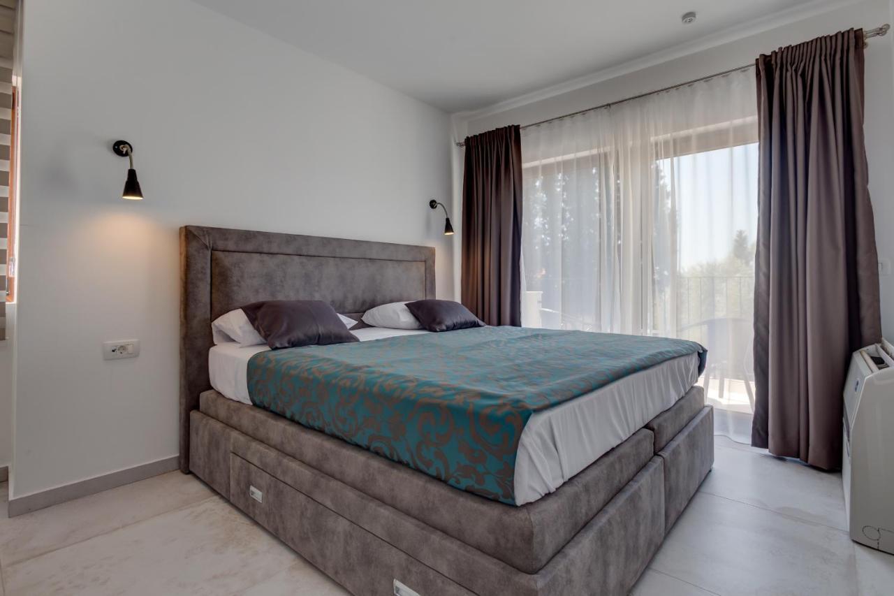 Villa Zen Port Petrovac Exteriör bild